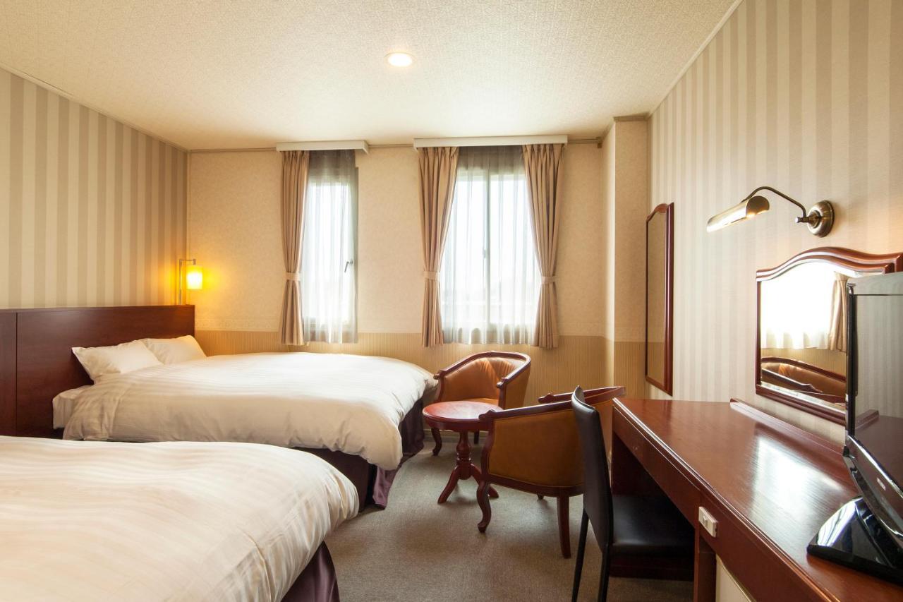 Tsukubanoyu Urban Hotel Екстер'єр фото