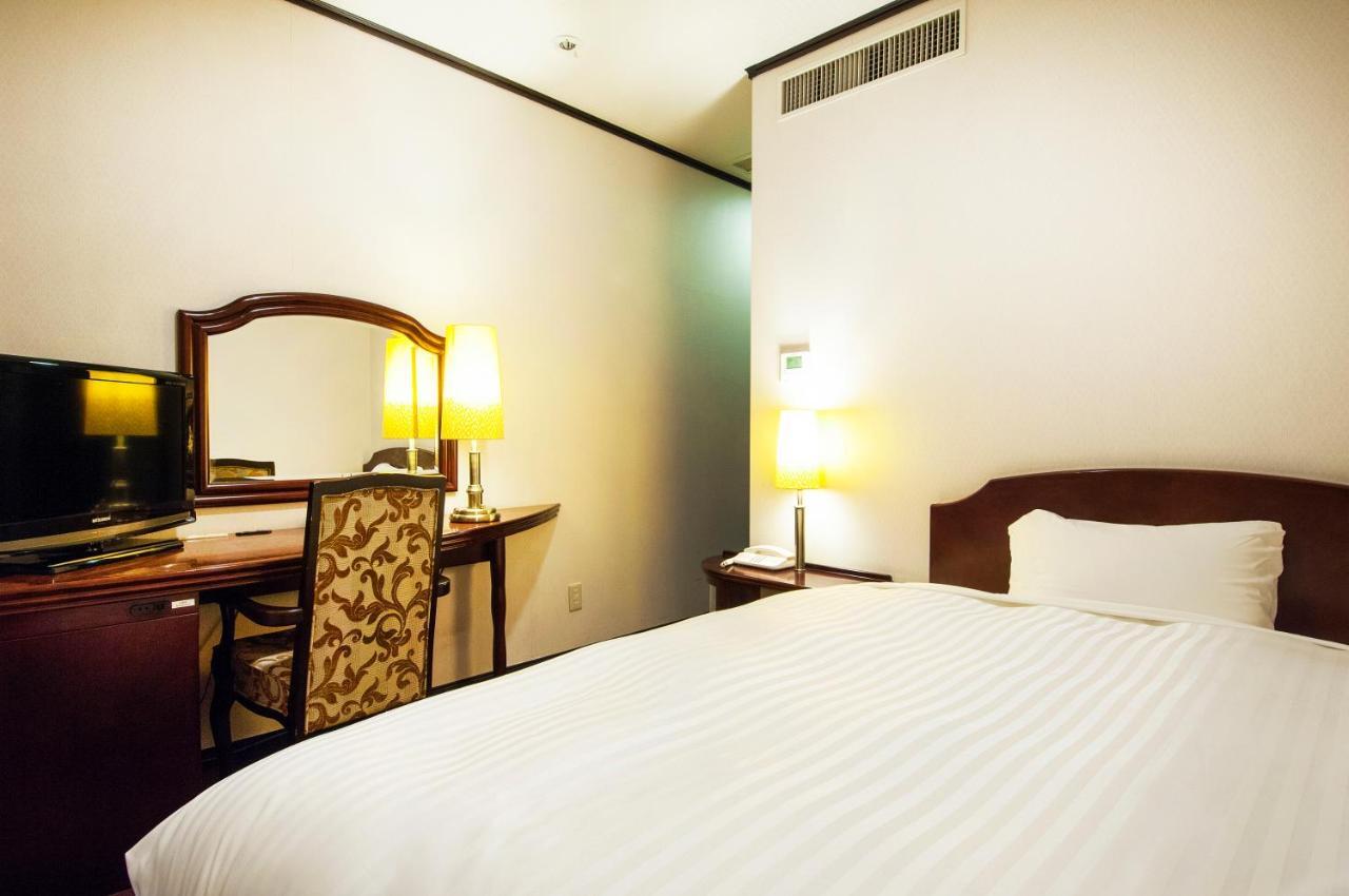 Tsukubanoyu Urban Hotel Екстер'єр фото